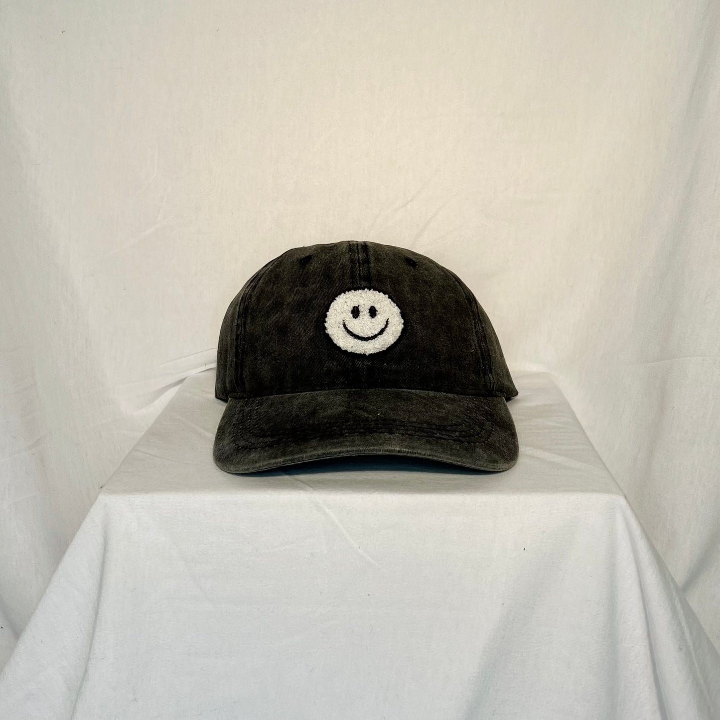 Beatriz Smiley Cap