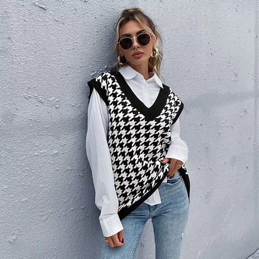 Whitney Houndstooth Sweater Vest